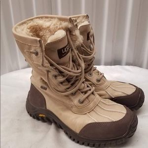 UGG BOOTS